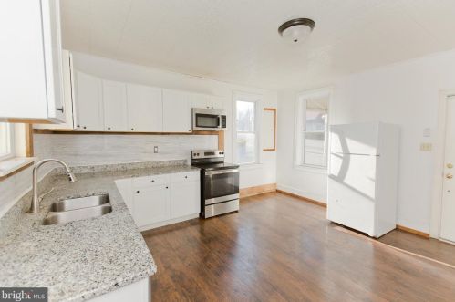 863 Route 41, Gap PA  17527-9480 exterior