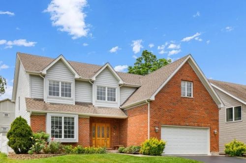 34 Walnut St, Palatine, IL 60067-6040