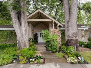 3813 Mohr Ave, Pleasanton, CA 94588-2680