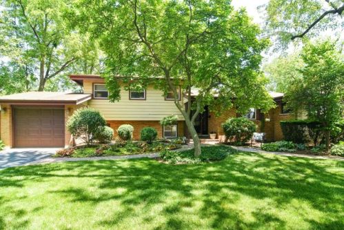 513 Grv Ave, Bannockburn IL  60015-4220 exterior