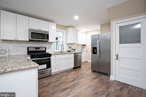 319 Greenwood Ave, Gloucester, NJ 08030-1604