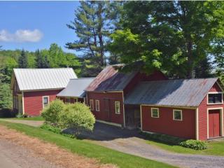 83 Webster Rd, Roxbury VT  05669-9734 exterior