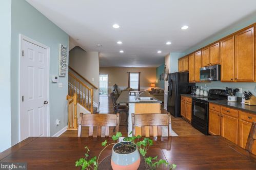 604 English Ivy Way, Aberdeen MD  21001-2673 exterior