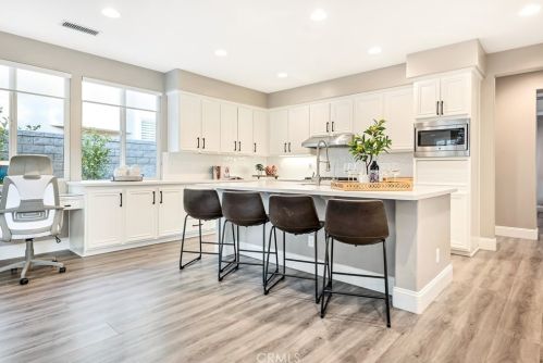 8208 Bailey Way, Anaheim CA  92808-2532 exterior