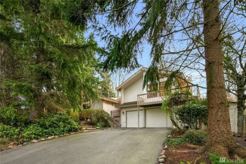 11114 Palisades Ave, Vashon, WA 98070-3046