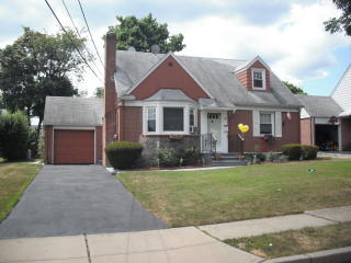 55 Avondale Ave, Clifton NJ  07013-3201 exterior