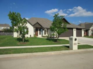 2719 Laurel Dr, Norman, OK 73072-9635