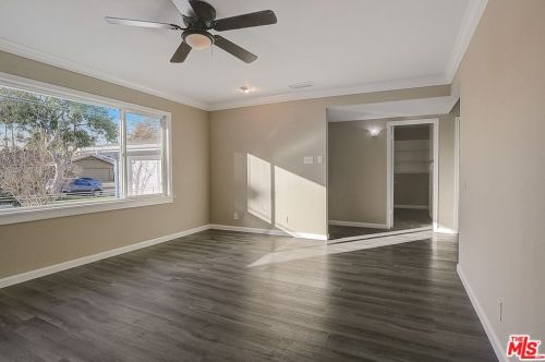 2661 Yale Ave, Anaheim CA  92801-4895 exterior