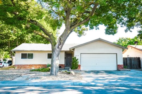 1924 Fairfax Ave, Modesto, CA 95355-3023