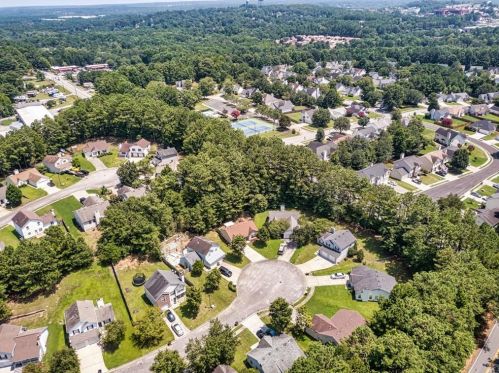 108 Brandon Ridge Cir, Stockbridge GA  30281-6484 exterior