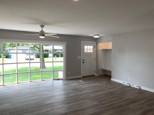 1 Edgewood Dr, Swygert IL  61764-1646 exterior