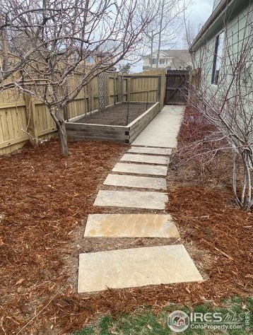 2011 Dailey Ln, Broomfield CO 80027 exterior