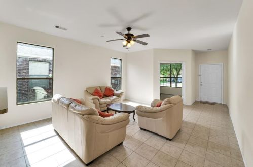 19910 Roycroft Ln, Richmond TX 77407-4004 exterior