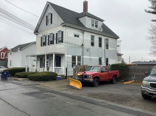 126 Maryland Ave, Warwick, RI 02888-5812