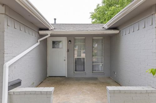 910 Piedmont Dr, Garland TX  75040-8064 exterior