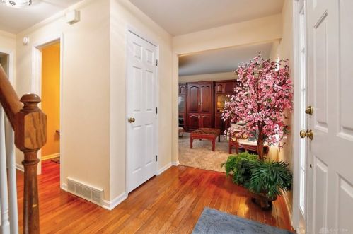 11 Heather Ridge Ct, Miami OH  45056-9502 exterior