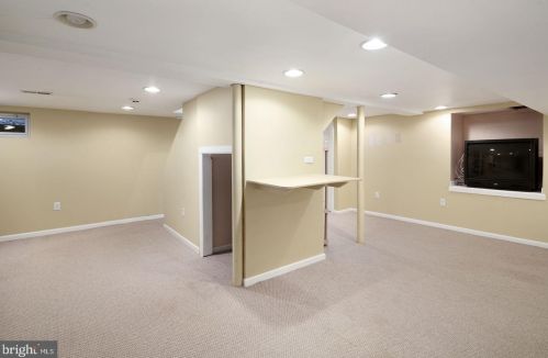 40 Upland Way, Haddonfield NJ 08033-3518 exterior