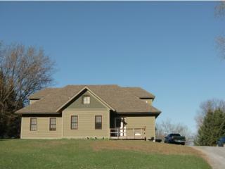 9 Meadow Ln, Starksboro VT  05443-1108 exterior