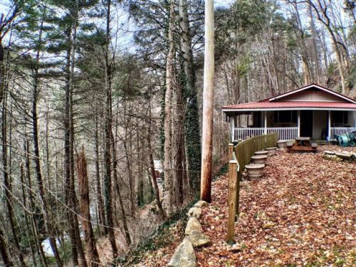 242 Buck Creek Rd, Highlands, NC 28741-9105