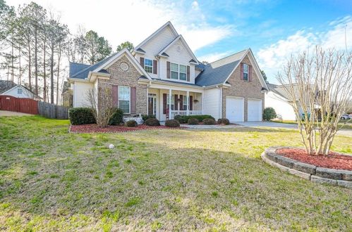 160 Revolutionary Dr, Hampton, GA 30228-5920