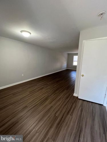 3910 Eastgate Dr, York PA  17401-2785 exterior