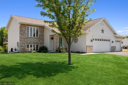 1221 Prairie Ridge Ln, Lester Pr, MN 55354-2001