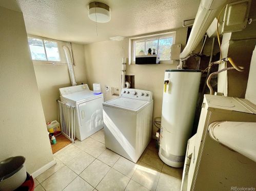 2038 6th Ave, Greeley CO  80631-7106 exterior