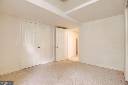 7321 Lamar Dr, Springfield VA  exterior