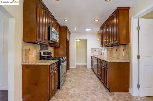 1691 Catalonia Way, San Jose, CA 95125-5825