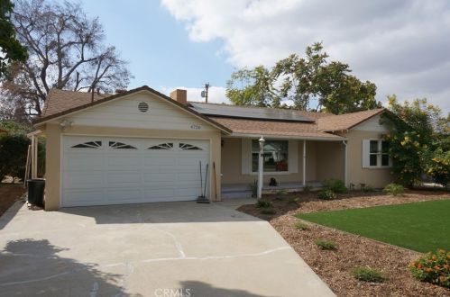 4726 Oakwood Pl, Riverside CA  92506-1031 exterior