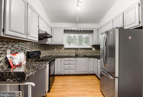 10911 Breewood Ct, Silver Spring MD 20901-1006 exterior