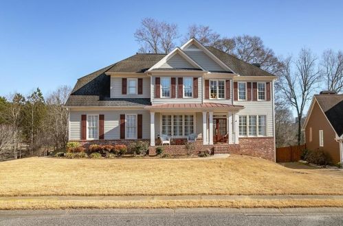 1015 Middlebrooke Dr, Holly Springs, GA 30115-4545