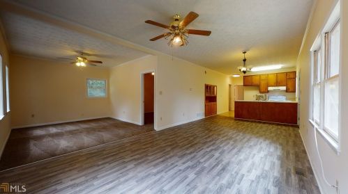 5858 Pinetree Ln, Rex GA 30273-1319 exterior