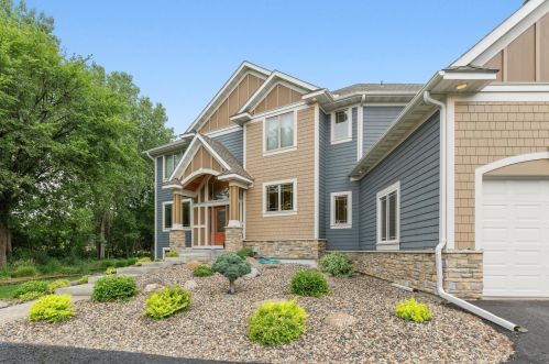 9490 Boiling Springs Ln, Prior Lake, MN 55379-8040