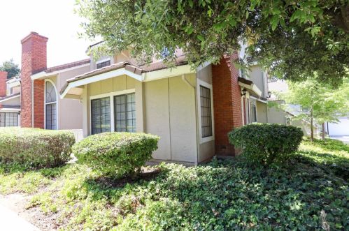 2728 Buena View Ct, San Jose, CA 95121-2912