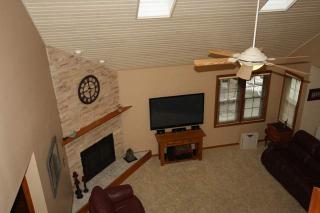 5608 Beth Ct, Peoria, IL 61615-3061