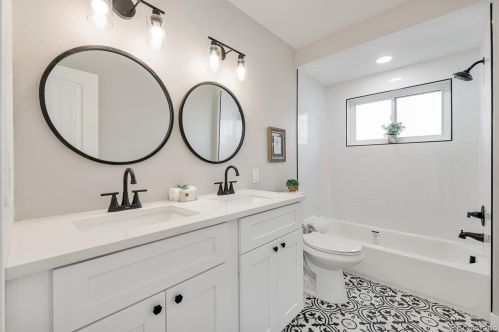 3251 Bannock St, Englewood CO 80110-2417 exterior