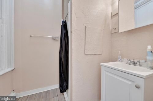 611 Market St, York PA  17401-3712 exterior