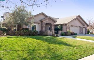 4405 Wildwood Ct, Visalia, CA 93292-4408