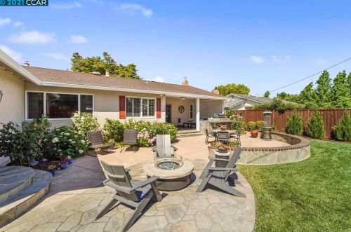 732 San Simeon Ct, Concord CA  94518-2316 exterior