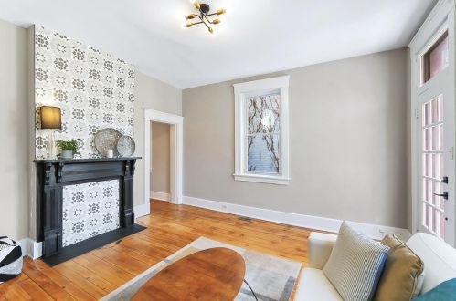 2612 Hemlock St, Cincinnati OH  45206-1608 exterior