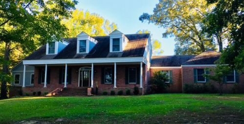 7674 Sweethome Rd, Grenada, MS 38940