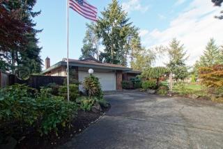 6521 Burning Tree Ln, Tacoma, WA 98406-2108