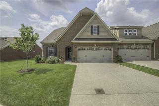449 Stonegate Dr, Lebanon, TN 37090-2300