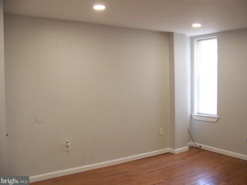 1518 27 St, Philadelphia PA 19121-3706 exterior