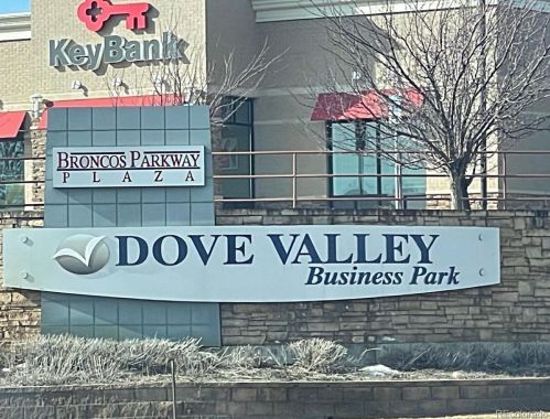 7825 Kittredge Cir, Englewood CO  80112-4644 exterior