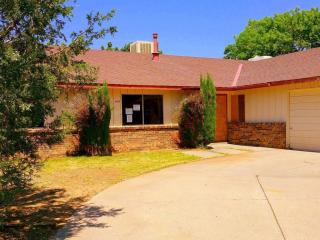10419 Sierra Bonita Ave, Albuquerque, NM 87111-3825