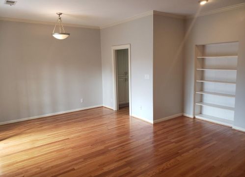 502 Ansley Villa Dr, Atlanta GA  30324-4813 exterior