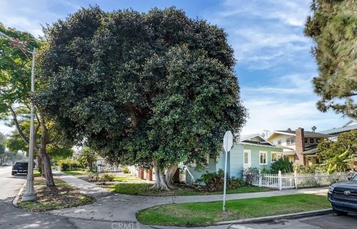 755 Main St, Huntington Beach, CA 92648-3401