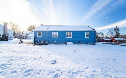 30 Murray St, Middletown, CT 06457-5442